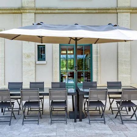 펜션 Chateau La Poste