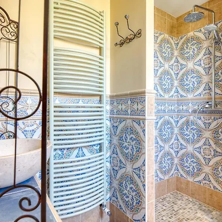 Сasa de vacaciones Chateau La Poste Petit-Palais-et-Cornemps