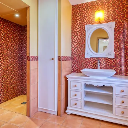 Сasa de vacaciones Chateau La Poste Petit-Palais-et-Cornemps