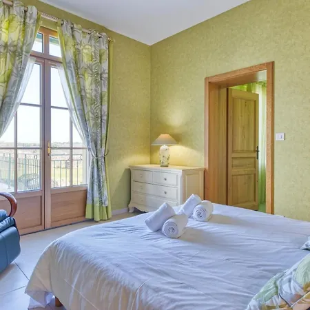 Chateau La Poste Сasa de vacaciones *