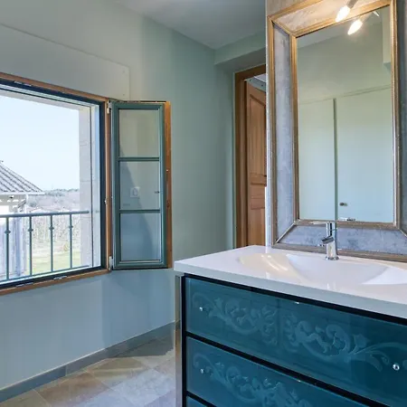 Сasa de vacaciones Chateau La Poste Petit-Palais-et-Cornemps