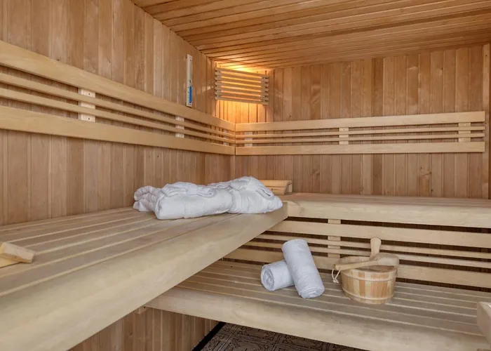 Chateau La Poste Feriehus *