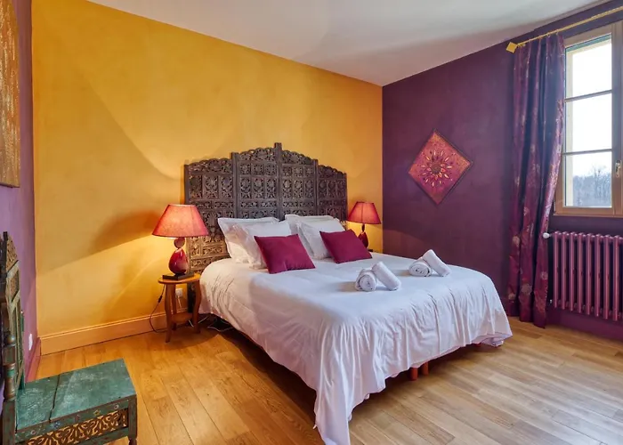 Chateau La Poste بيت للعطل