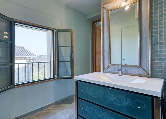 Feriehus Chateau La Poste Petit-Palais-et-Cornemps