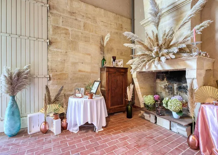 بيت للعطل Chateau La Poste